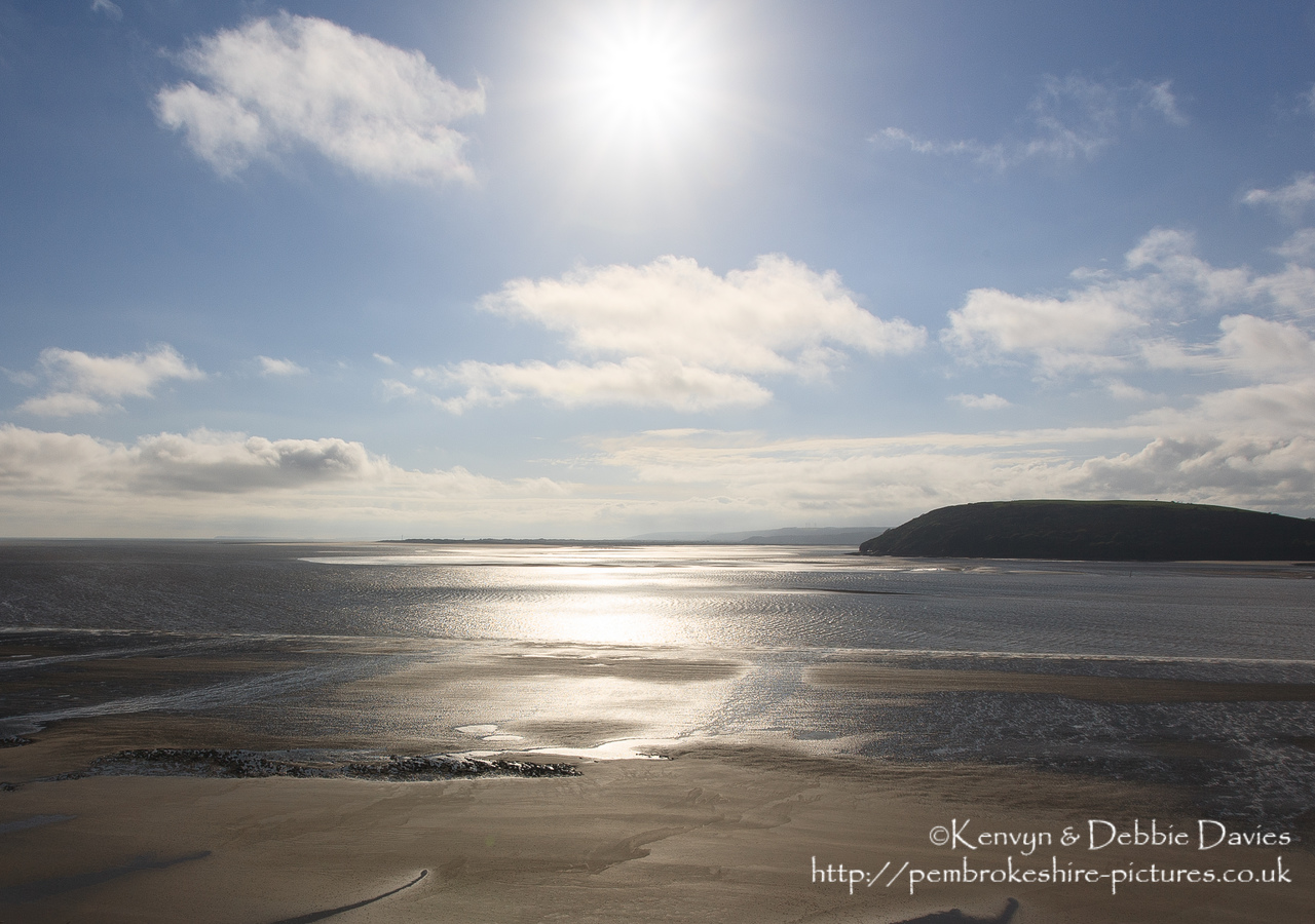 Llansteffan Castle (OS: SN 351 101)
