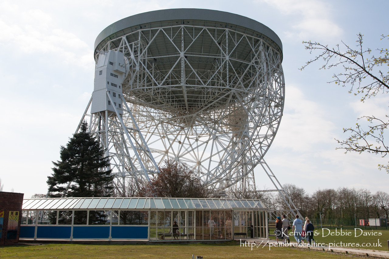 The observatory was established in 1945 by Sir Bernard Lovell, a radio astronomer at the University of Manchester who wanted to investigate cosmic rays after his work on radar during the Second World War.