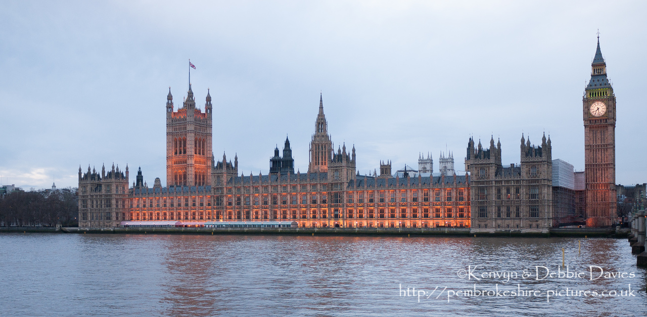 Meeting place of the British House of Commons and House of Lords, commonly know as the Houses of Parliament.