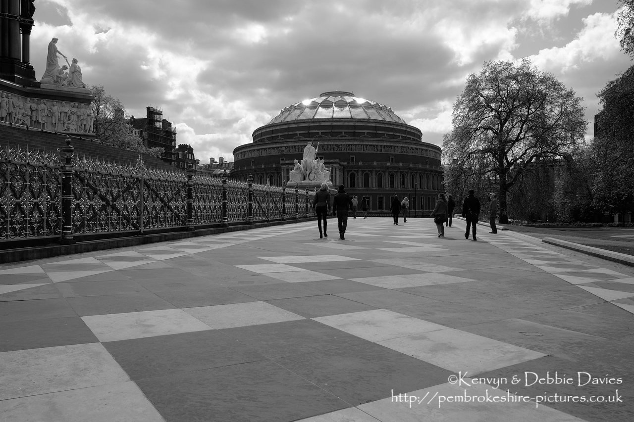 The Hall is a Grade I Listed building; and has been in continuous use since it was opened in March 1871. It was always conceived as a multipurpose building to host not only concerts of music but exhibitions, public meetings, scientific conversations and award ceremonies.