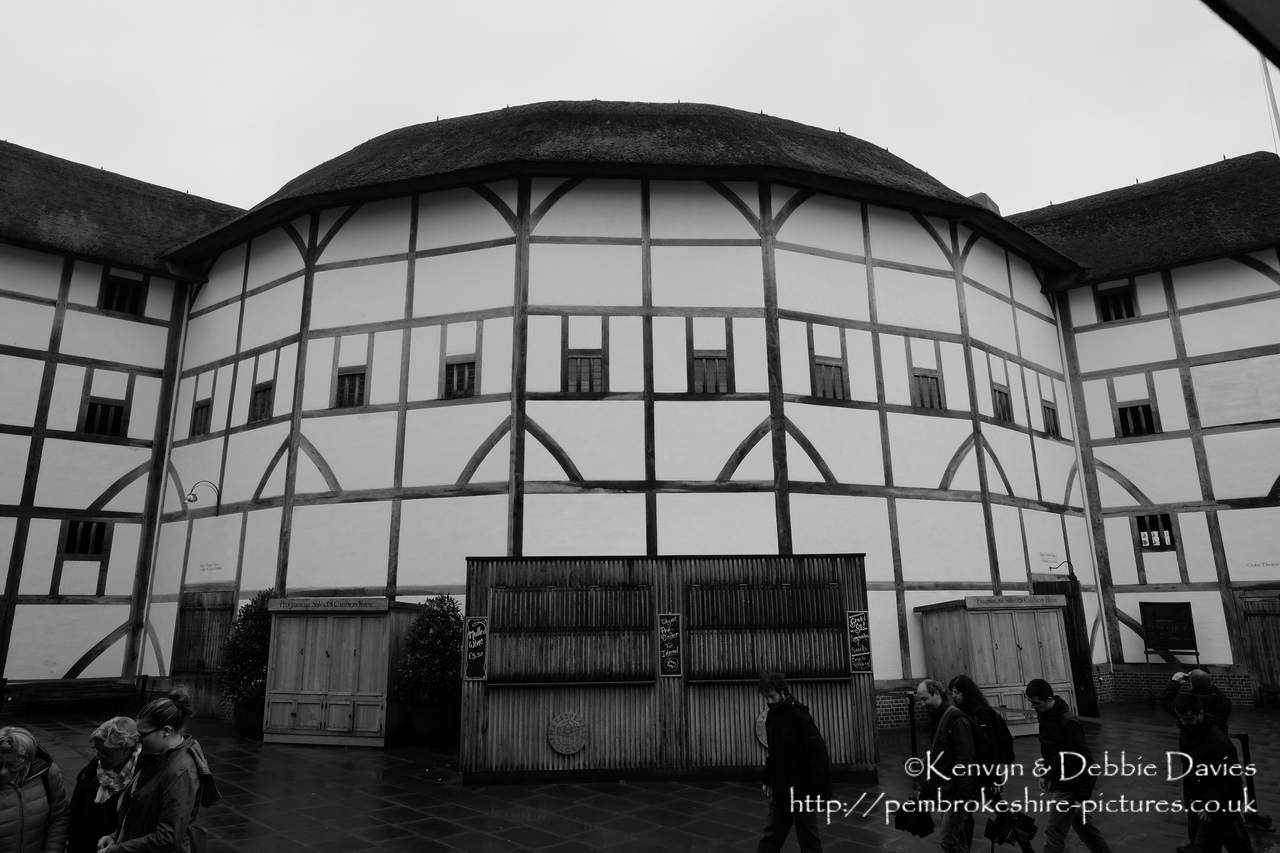 Opened in 1997, Shakespeare's Globe is a reconstruction of the original Glove Theatre built in 1599.