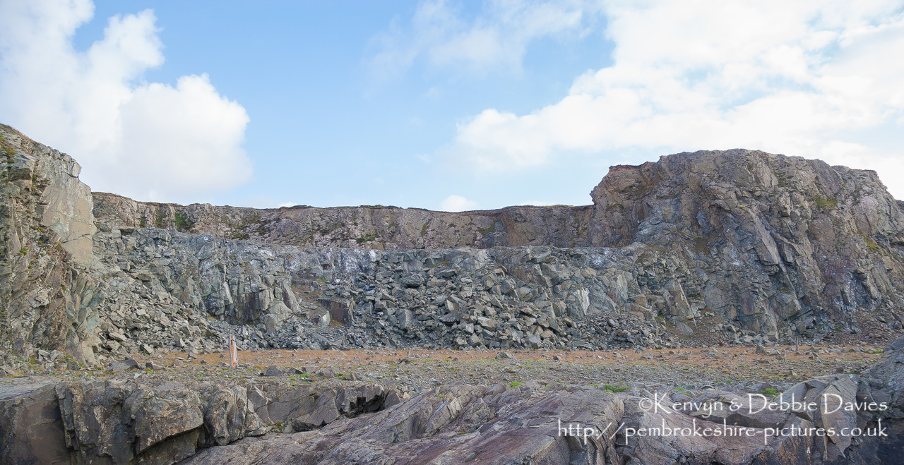 Porthgain OS: SM 81515 32489