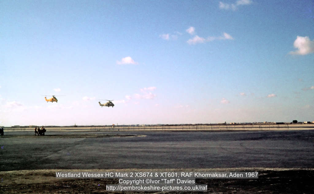 Westland Wessex HC Mark 2 XS674 & XT601, RAF Khormaksar, Aden 1967