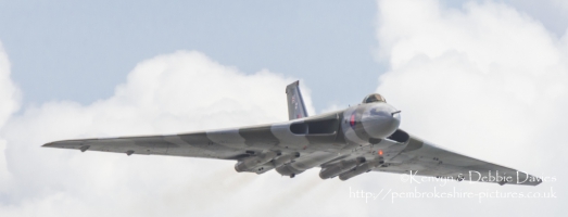 AVRO Vulcan XH558 "The Spirit Of Great Britain", Wales National Air Show 2015